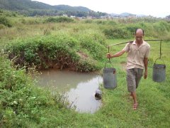 漢斯頓關心西部飲水問題，開展護水公益行動